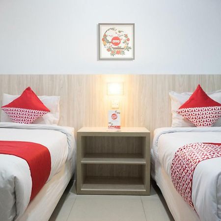 Oyo 1253 Hotel Wisata Jambi Eksteriør billede